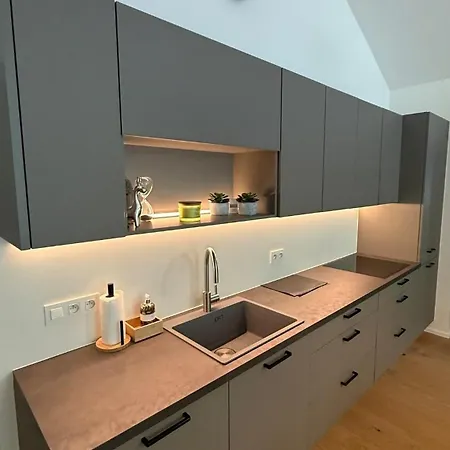 Maison De Tilff Au Bord De L Ourthe Et Du Ravel Feriehus Mellet